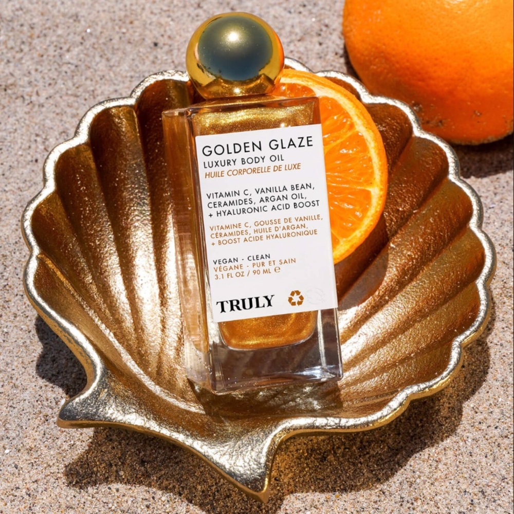 TRULY Golden Glaze Luxury Body Oil - Gold - Picture 5 of 8